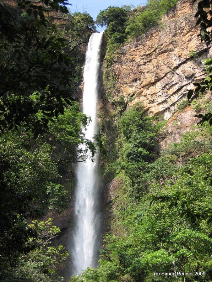 Brasilia - Waterfall2.1 